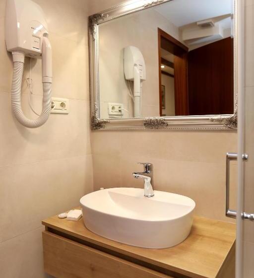 اتاق استاندارد, Villa Carrara