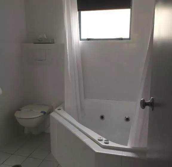 سوییت, Aubyn Court Spa Motel