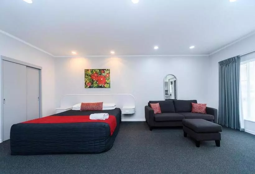 سوییت, Aubyn Court Spa Motel