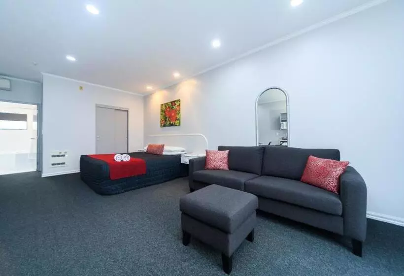 سوییت, Aubyn Court Spa Motel