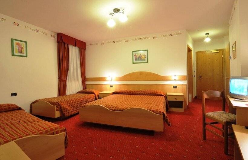 חדר סופריור לארבעה, Adamello