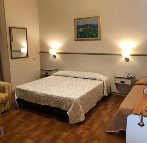 Chambre Standard, Ai Tufi