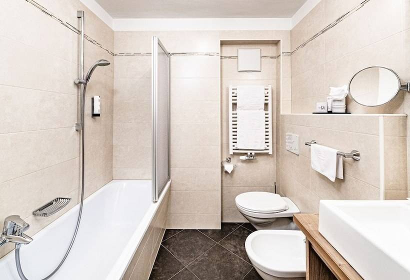اتاق استاندارد, Almhof Hotel Call