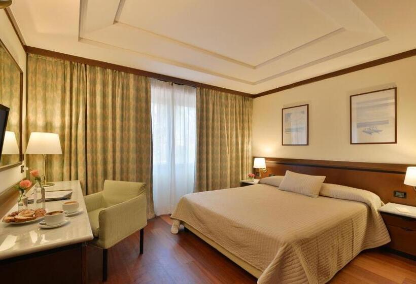 اتاق استاندارد, Ariston