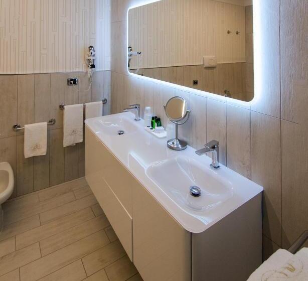 商务房间, Ariston