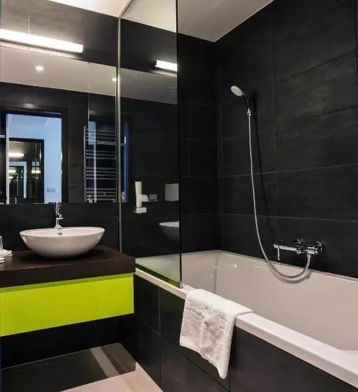 バルコニー付きスタンダードルーム, Art Hotel Szeged