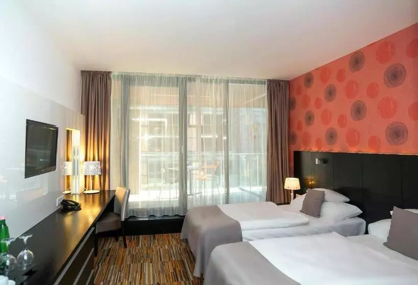 バルコニー付きスタンダードルーム, Art Hotel Szeged