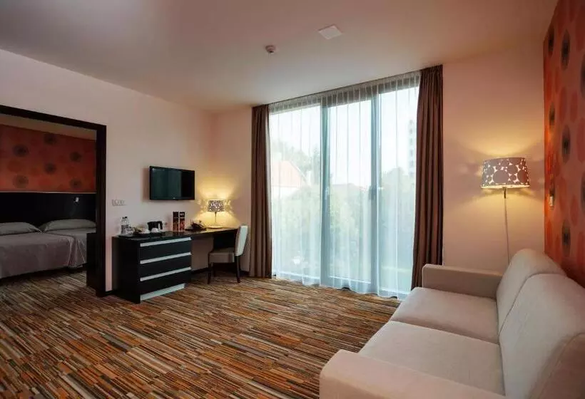スイート, Art Hotel Szeged