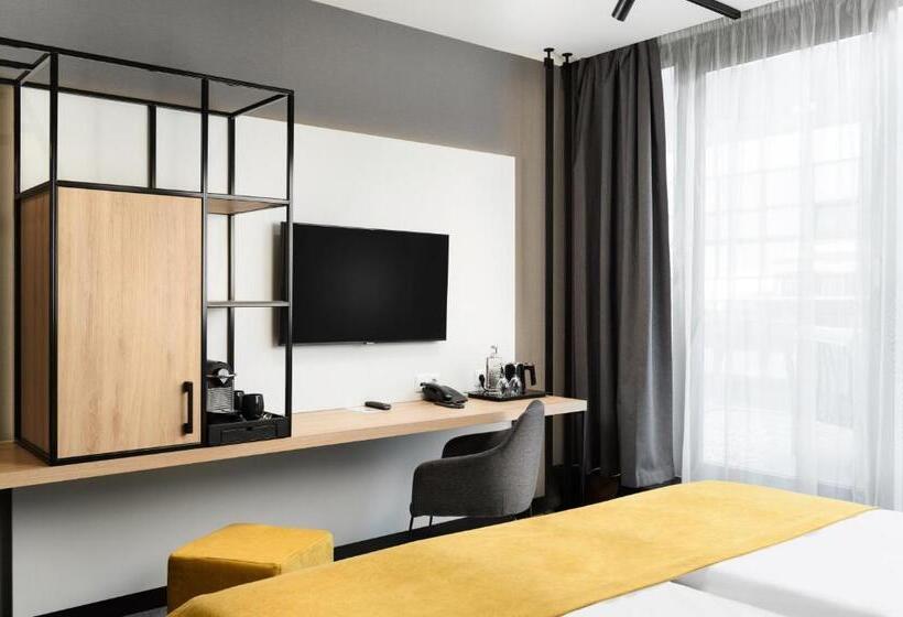 Номер Deluxe с Балконом, Art Hotel Szeged