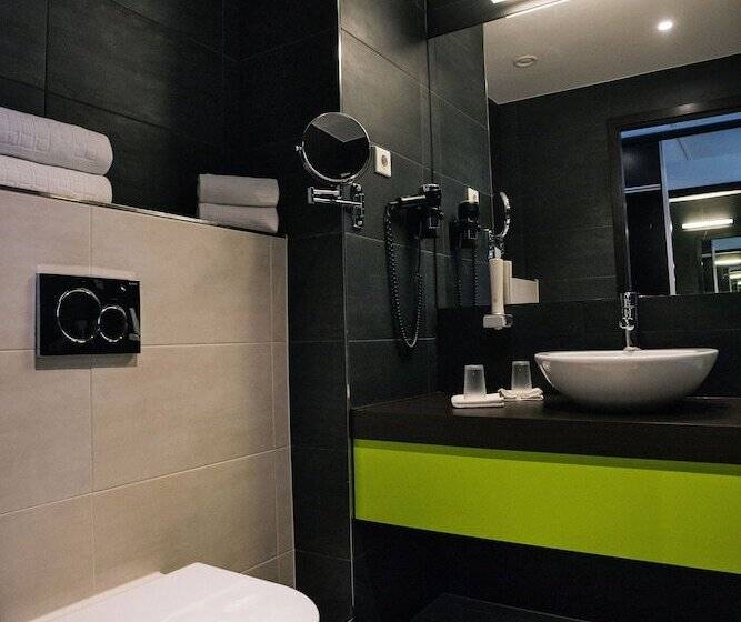 Номер Стандарт, Art Hotel Szeged