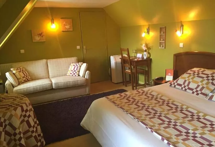 デラックスの４人部屋, Auberge Du Cheval Blanc   Teritoria