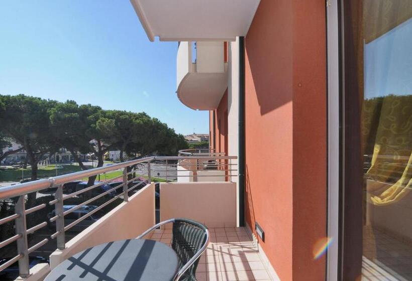 Camera Superiore con Balcone, Cleofe