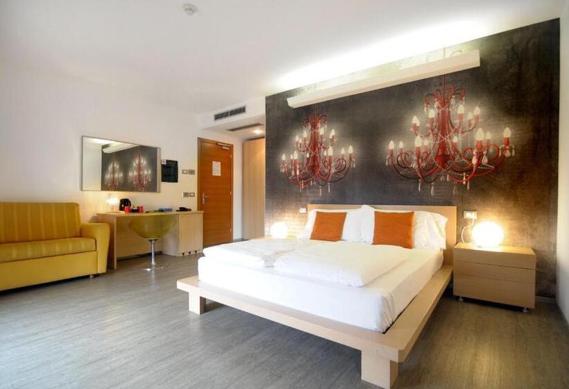 Junior Suite Deluxe, Cleofe