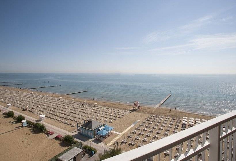 غرفة قياسية, Delle Nazioni