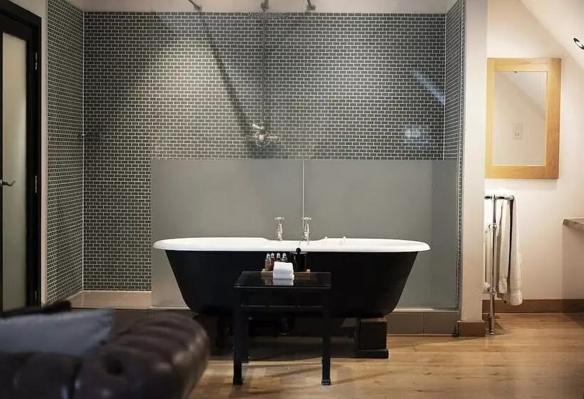 ジュニアスイート, Du Vin Henley