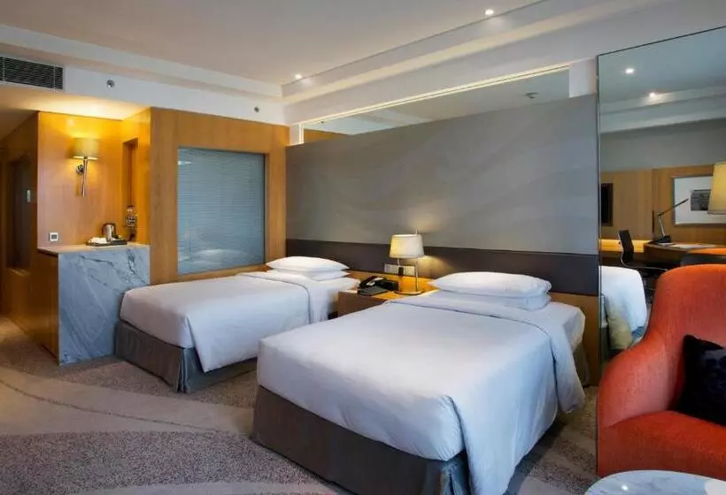 クラブルーム, Hyatt Regency Gurgaon