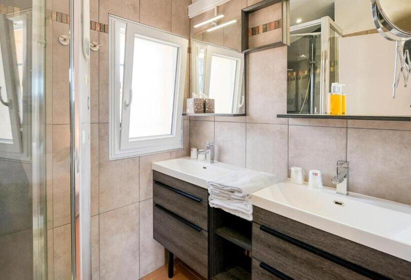 ガーデンビュースタンダード4ベッドルーム, La Nartelle