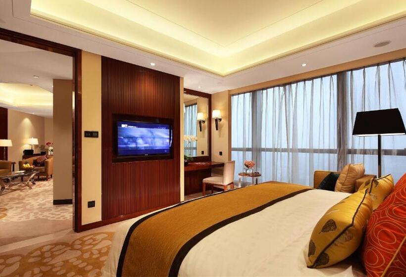 Королевский Люкс, Minyoun Chengdu Dongda