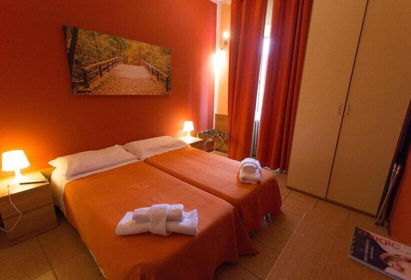 غرفة قياسية, Pontenuovo