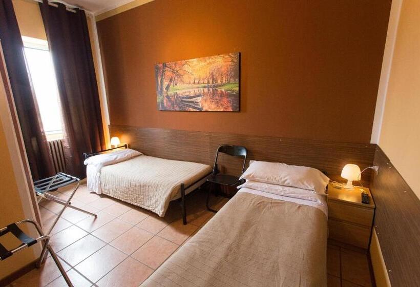 غرفة قياسية, Pontenuovo