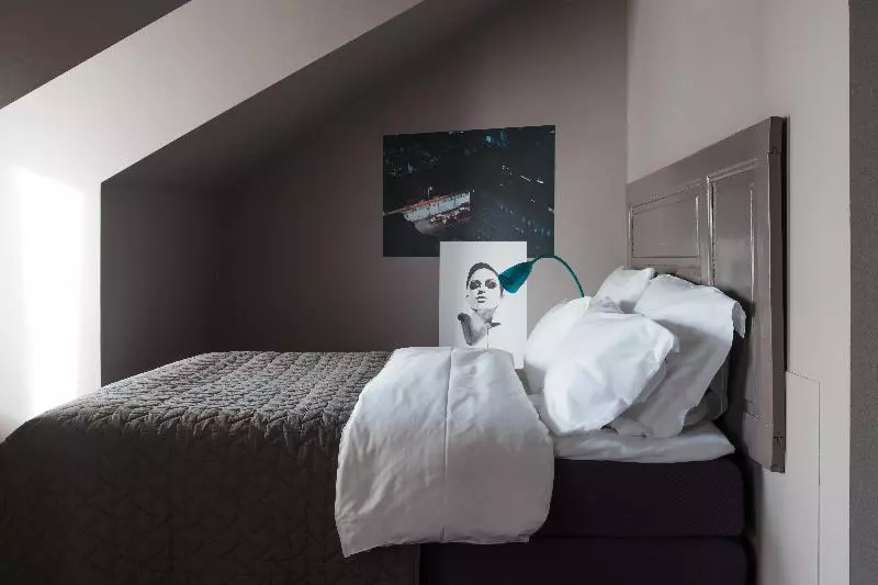 スタンダードシングルルーム, Story Hotel Signalfabriken, Part Of Jdv By Hyatt