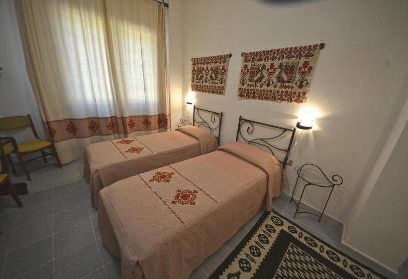 스탠다드 싱글 룸, Su Marmuri