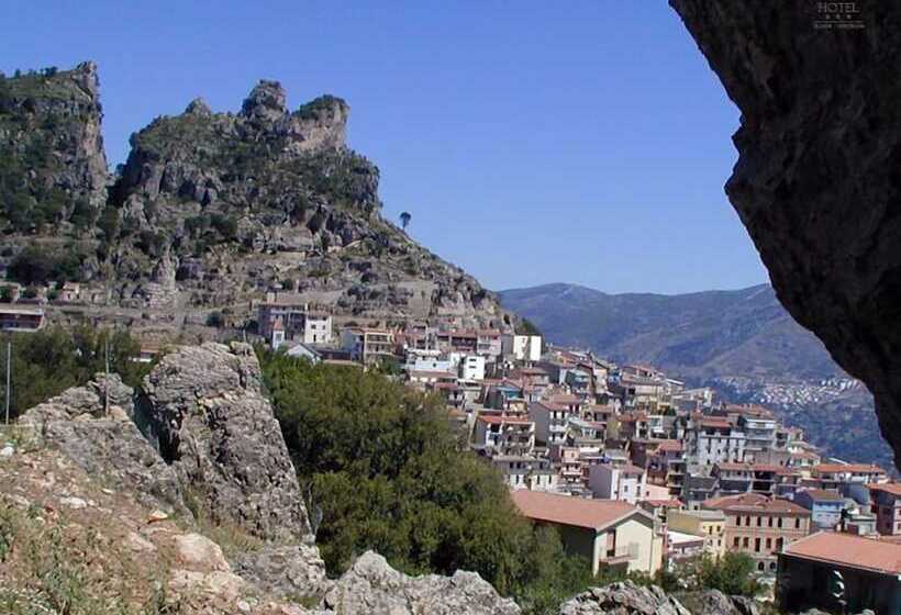 스탠다드 트리플 룸, Su Marmuri