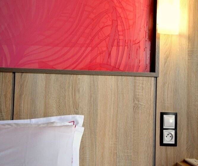 スタンダードシングルルーム, The Originals Access Aéroport, Hôtel Aurillac