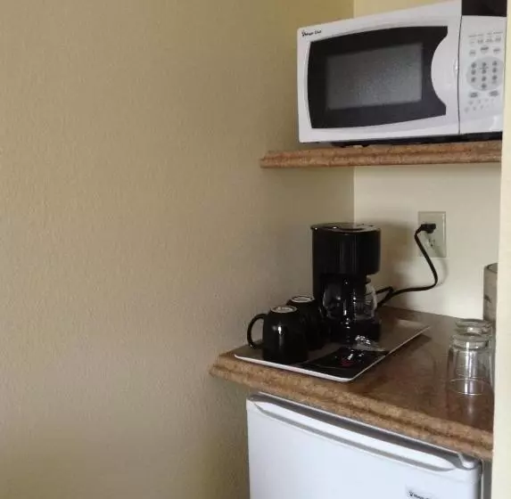 スタンダードルーム, Best Inn & Suites