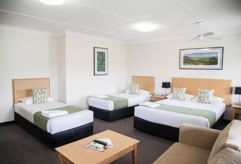 ファミリールーム, Murwillumbah Motor Inn