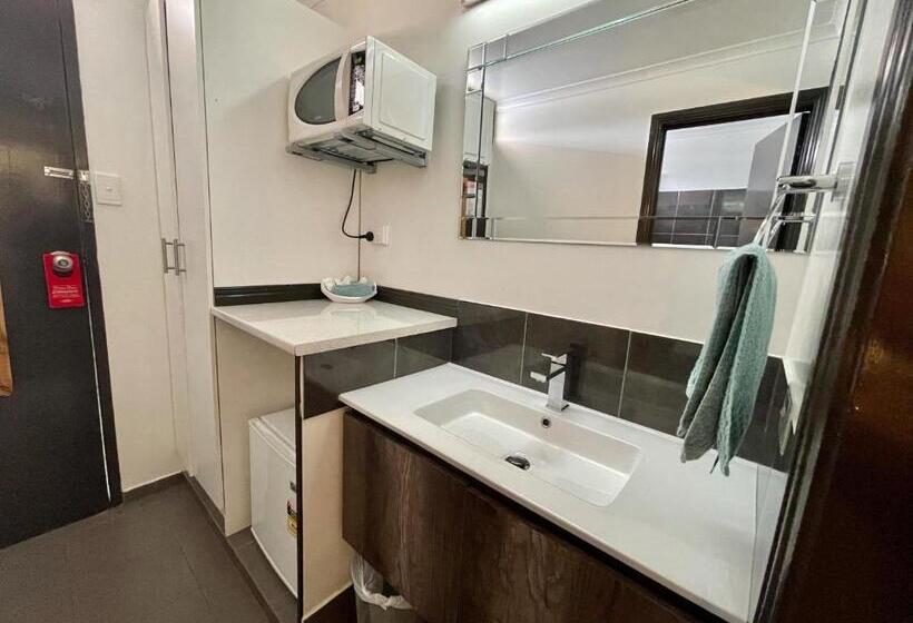 スタンダードルーム, Statesman Motor Inn