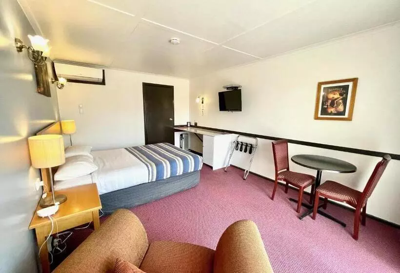 スタンダードルーム, Statesman Motor Inn
