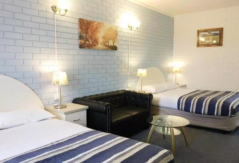 エクゼクティブルーム, Statesman Motor Inn