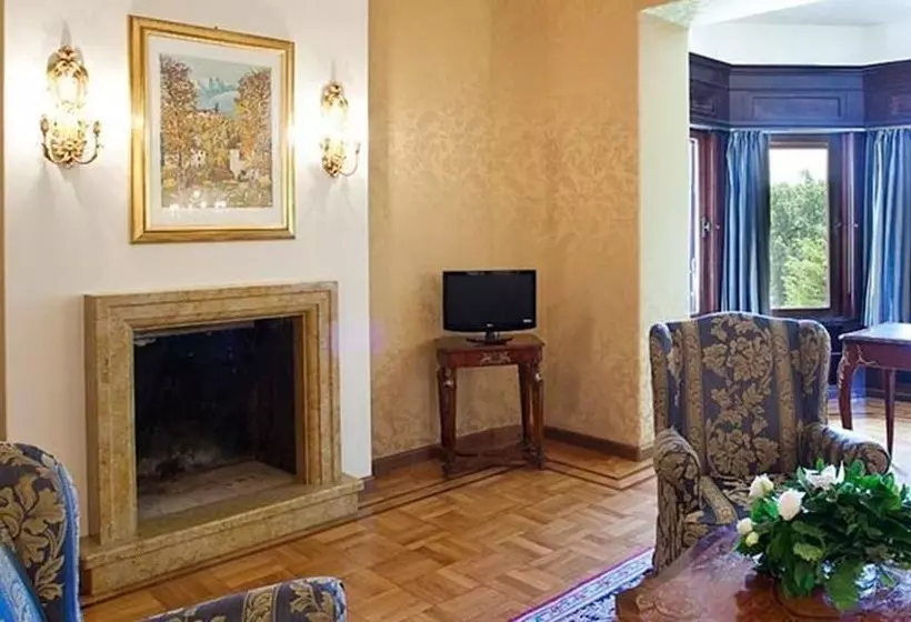 سوئیت پرزیدنت, Park Hotel Villa Potenziani