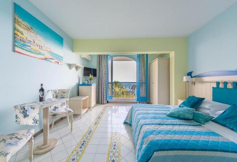 اتاق استاندارد سه نفره, Villa San Michele