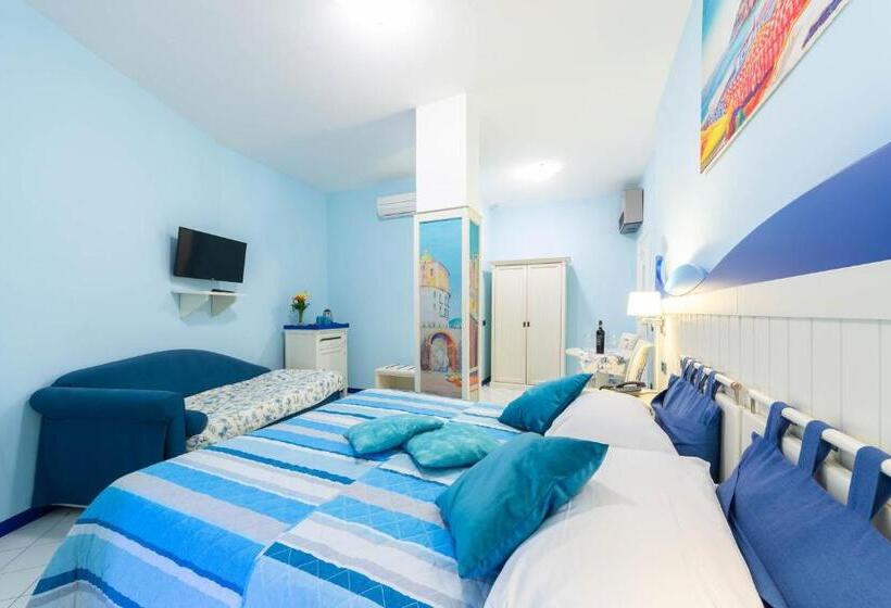 اتاق اساندارد با چشمانداز جانبی به دریا, Villa San Michele