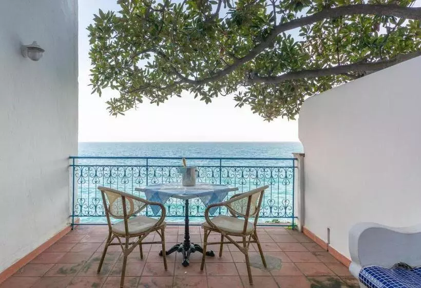 Superior Room with Terrace, Villa San Michele