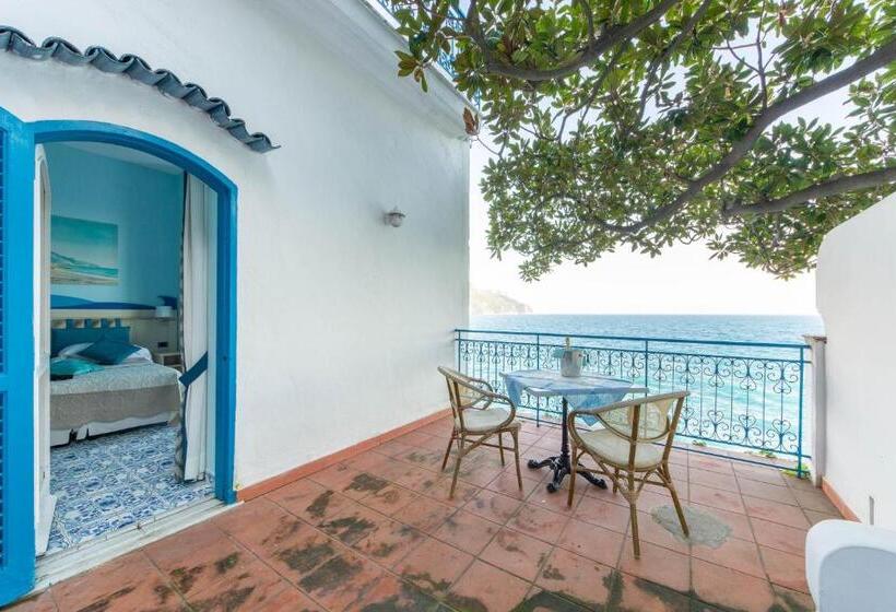 Superior Room with Terrace, Villa San Michele