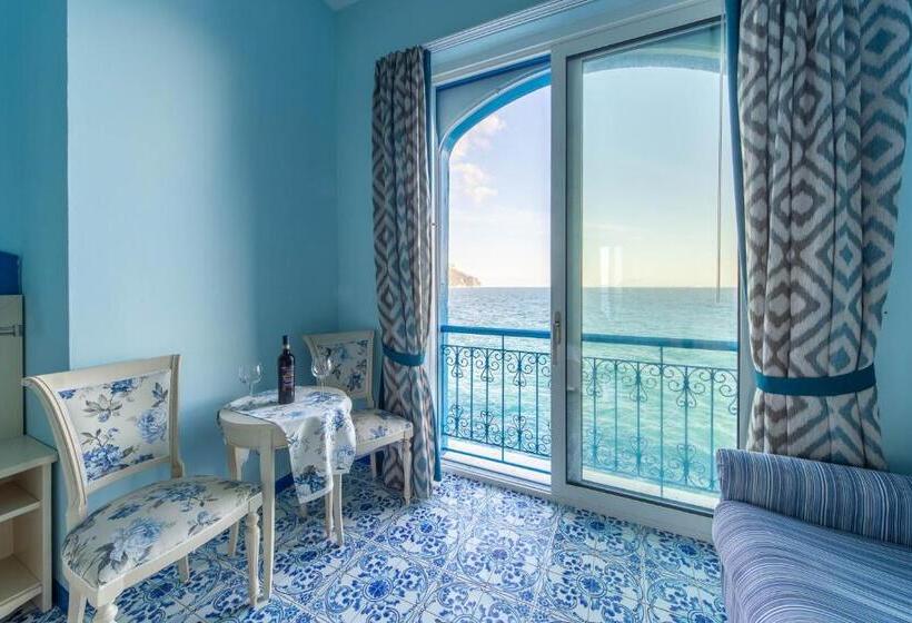 Superior Room with Terrace, Villa San Michele