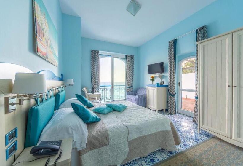 Superior Room with Terrace, Villa San Michele