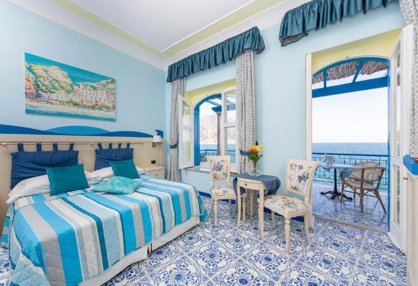 Superior Room with Terrace, Villa San Michele