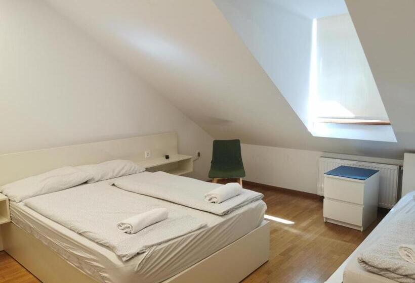 اتاق استاندارد سه نفره, Rooms Sincere 1830