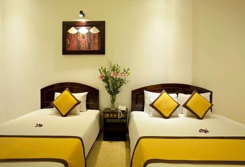 اتاق لوکس سه تخته, Hoi An Hai Au Boutique