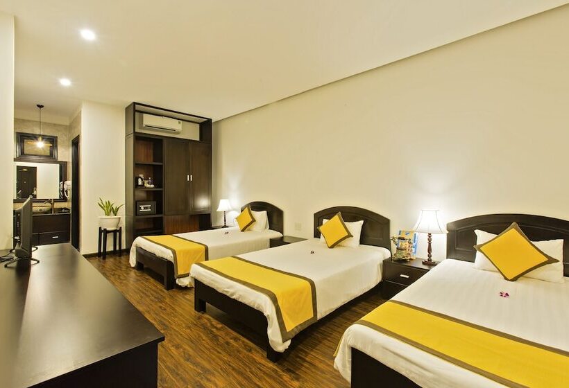 اتاق لوکس سه تخته, Hoi An Hai Au Boutique