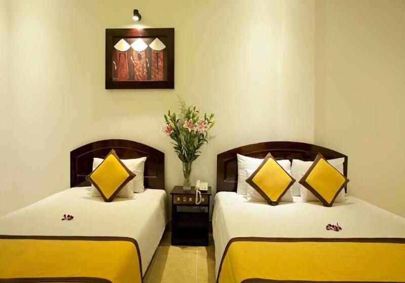 اتاق لوکس سه تخته, Hoi An Hai Au Boutique