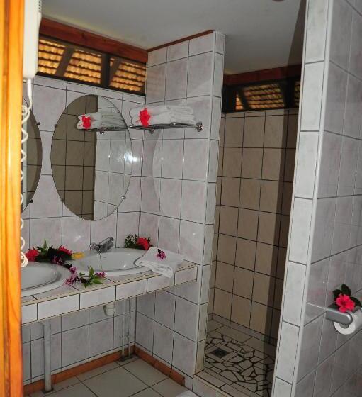 ویلای استاندارد با چشم‌انداز باغ, Hibiscus