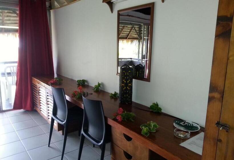 Standard Bungalow Trädgårdsutsikt, Hibiscus