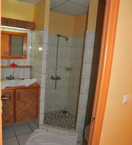 اتاق استاندارد سه نفره, Hibiscus