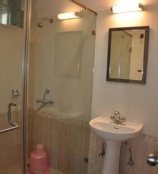 Quarto Triplo Deluxe, Imperial Classic