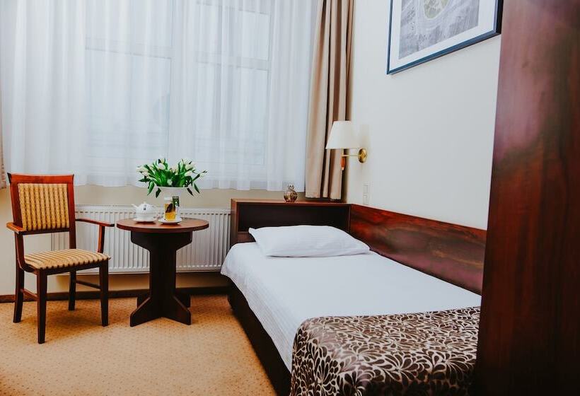 スタンダードシングルルーム, Korel